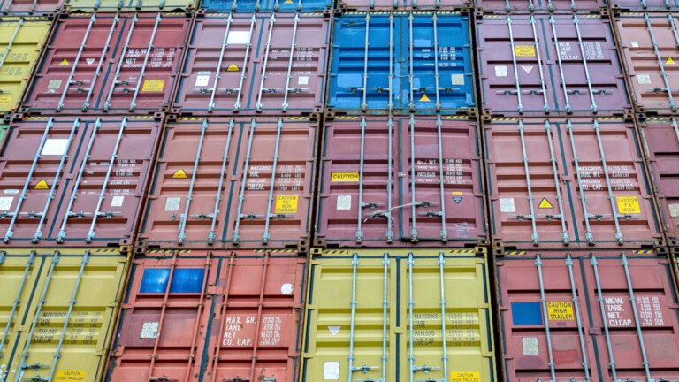 «Μια τεράστια νίκη για το κράτος δικαίου που δεν θα σταματήσει τον Τραμπ»