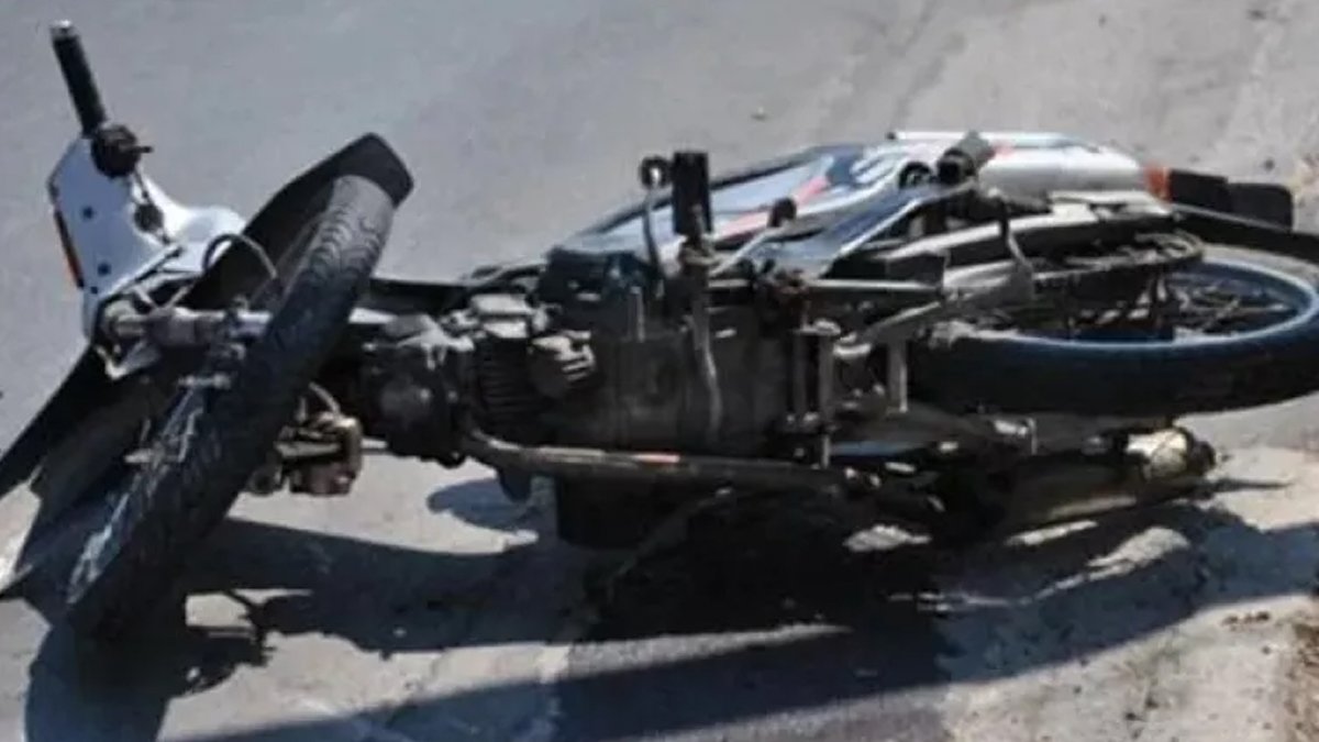 Νεκρός 20χρονος μετά από μετωπική σύγκρουση δικύκλων στο Λουτράκι