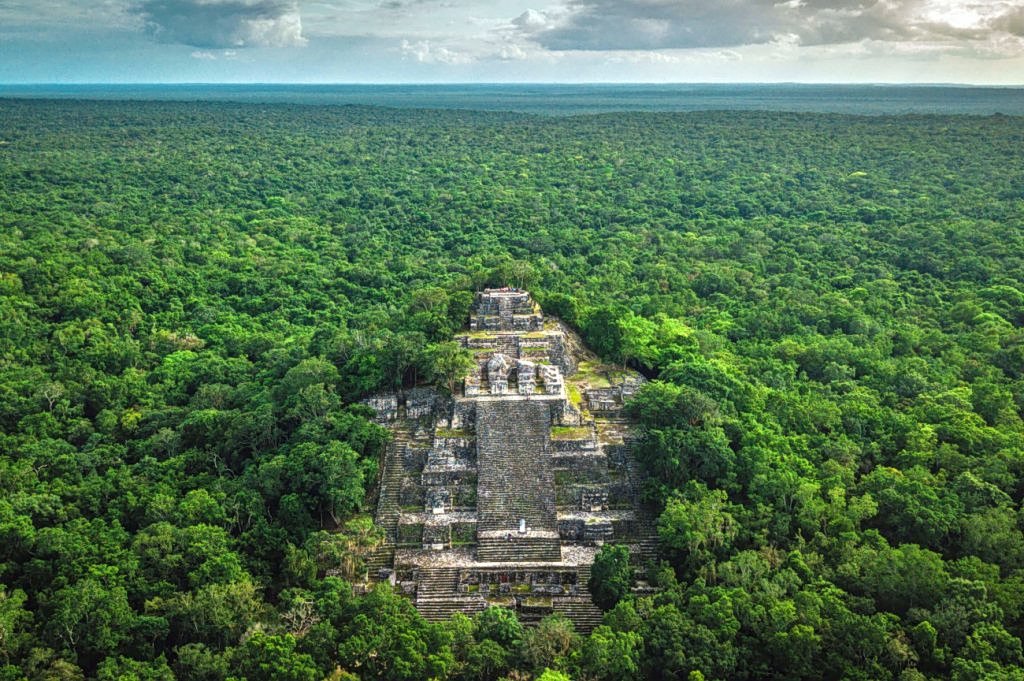 Το παράδοξο της μηχανικής των Μάγια: Κυρίαρχοι του νερού, αιχμάλωτοι του υδραργύρου