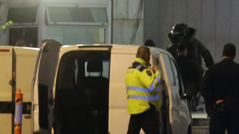 Σεσημασμένος για ναρκωτικά ο άνδρας που απειλούσε με εκρηκτικά έξω από τη ΓΑΔΑ