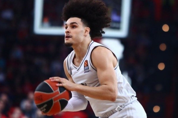 Euroleague (30ή Αγωνιστική): Η Παρί πέρασε και από την έδρα της Μπασκόνια – Δείτε τη βαθμολογία μετά τη νίκη του Ολυμπιακού