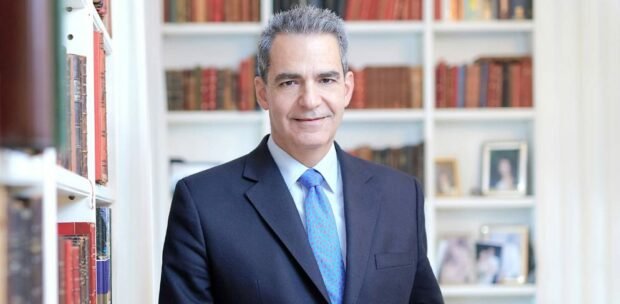 Αγγελος Συρίγος Καθηγητής Διεθνούς Δικαίου: «Οι Αμερικανοί χρησιμοποιούν το αεροδρόμιο της Ρόδου»