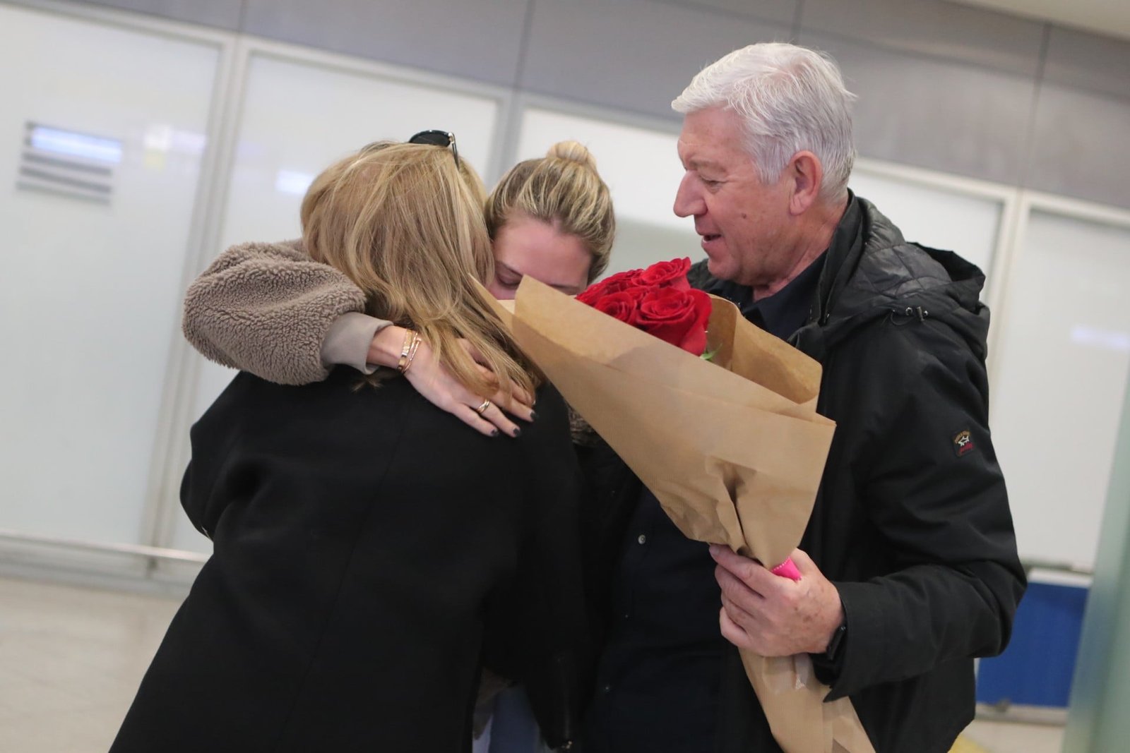 Υπουργείο Εξωτερικών: Επαναπατρίστηκαν με ασφάλεια Έλληνες πολίτες από τη Μέση Ανατολή – Συνεχίζονται οι επιχειρήσεις