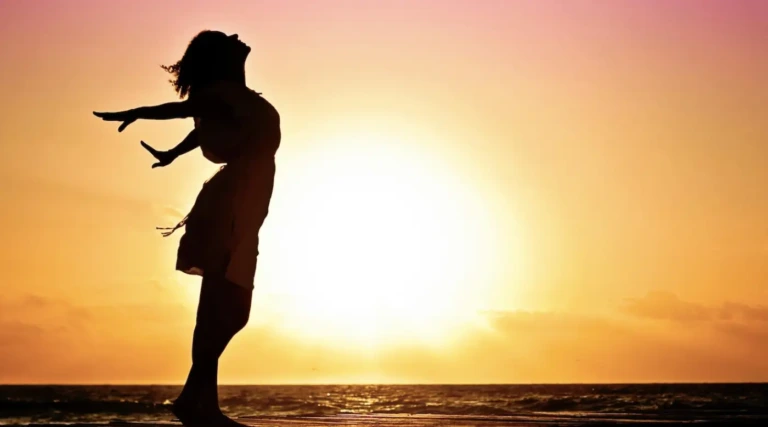 Πότε γιορτάζει η Αλίκη