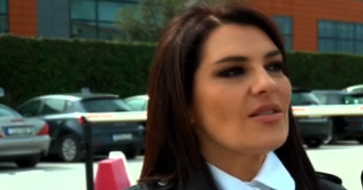 Κατερίνα Ζαρίφη: «Κάθε φορά που ρωτάμε τη Φαίη Σκορδά για τον γάμο της, κάνει τον κινέζο, δε θα μας καλέσει»