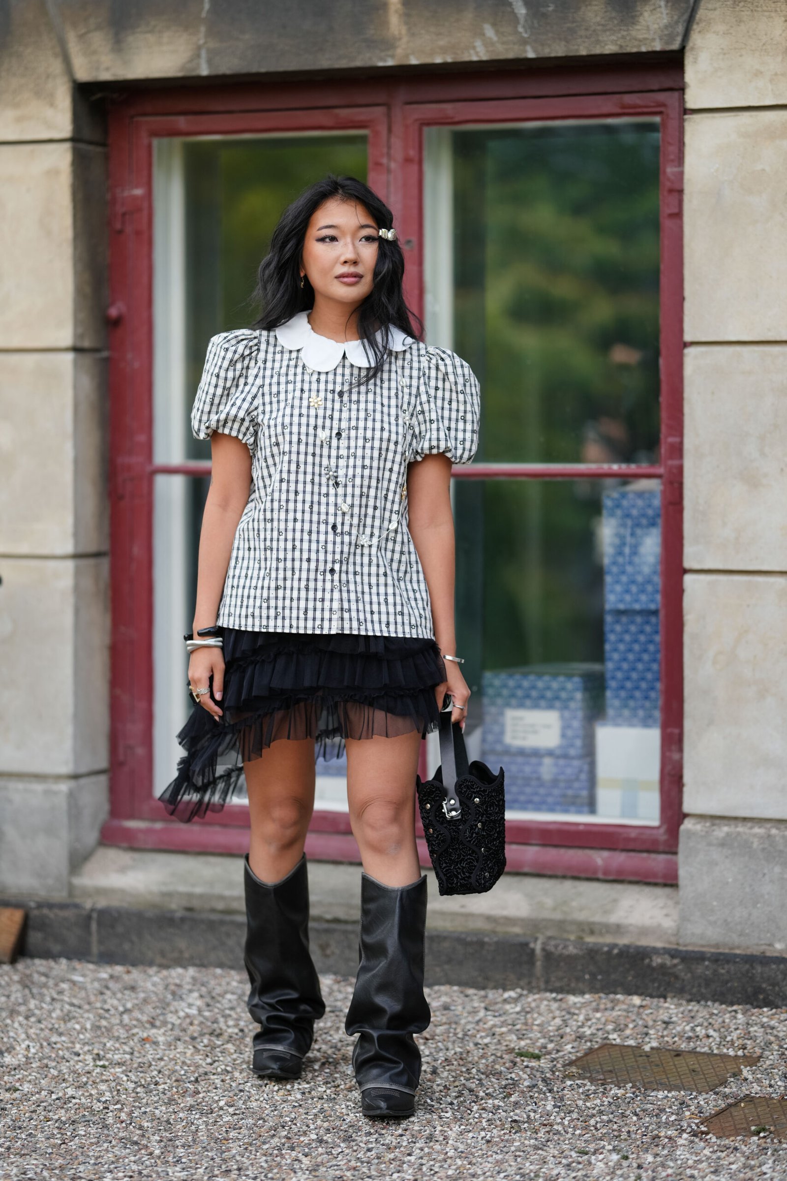 Γιακάς Peter Pan: Το ρομαντικό micro trend που μεταμορφώνει όλα τα look