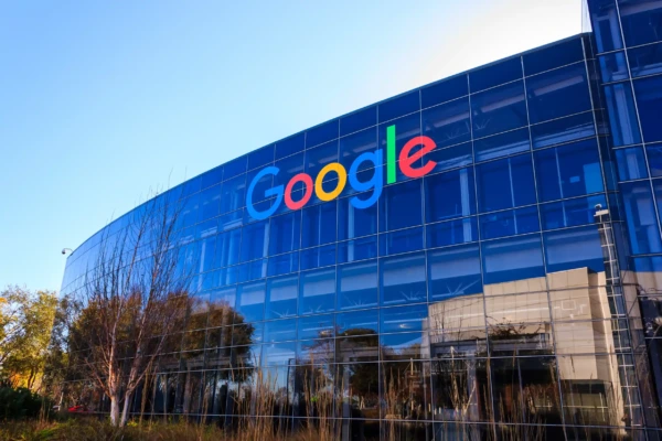 Κέντρα δεδομένων: Μία απλή αναζήτηση στη Google ενεργοποιεί έως και 1.000 υπολογιστές!