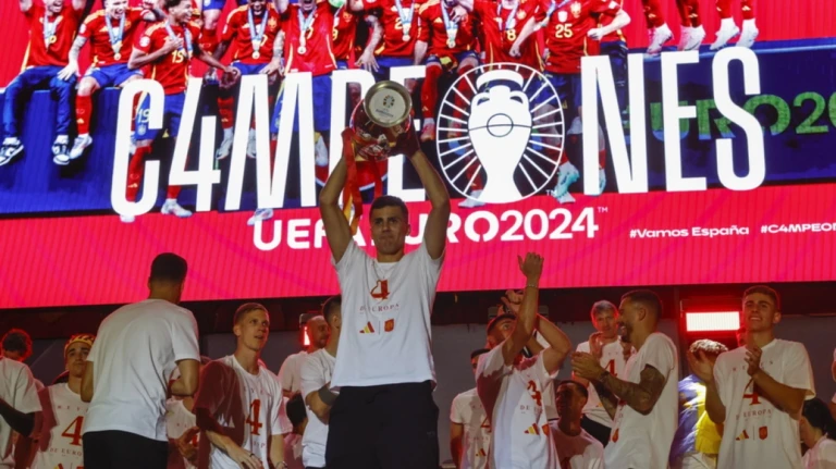 Παγκόσμιο Κύπελλο: Η Ισπανία πρώτο φαβορί 100 ημέρες πριν τη σέντρα