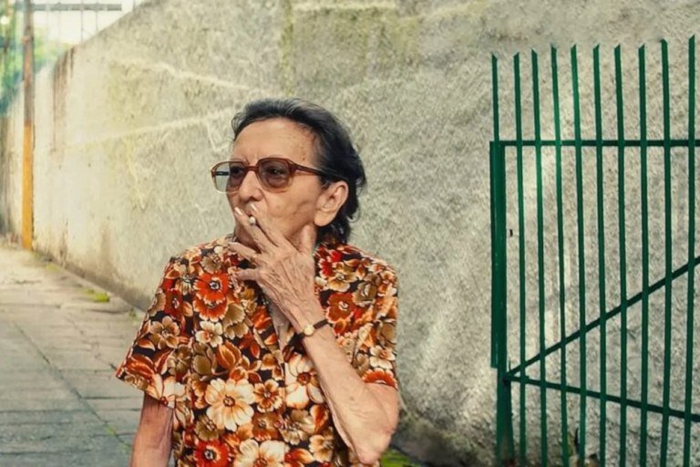 Η 79χρονη περσόνα της Βραζιλίας είναι νέα στον κινηματογράφο και πρωταγωνίστρια μιας ταινίας υποψήφιας για Όσκαρ