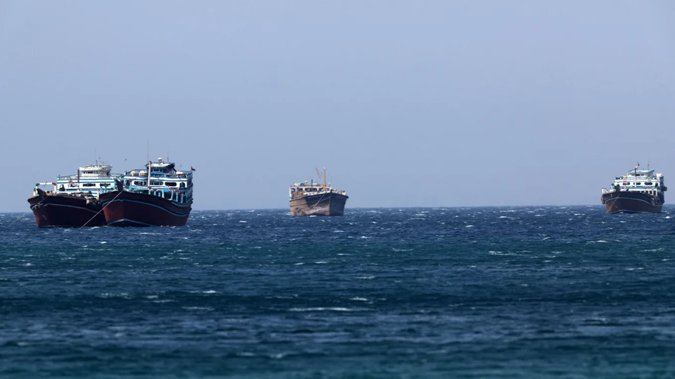 ΗΠΑ: Η κυβέρνηση Τραμπ σχεδιάζει στρατιωτική προστασία στα τάνκερ στα Στενά του Ορμούζ