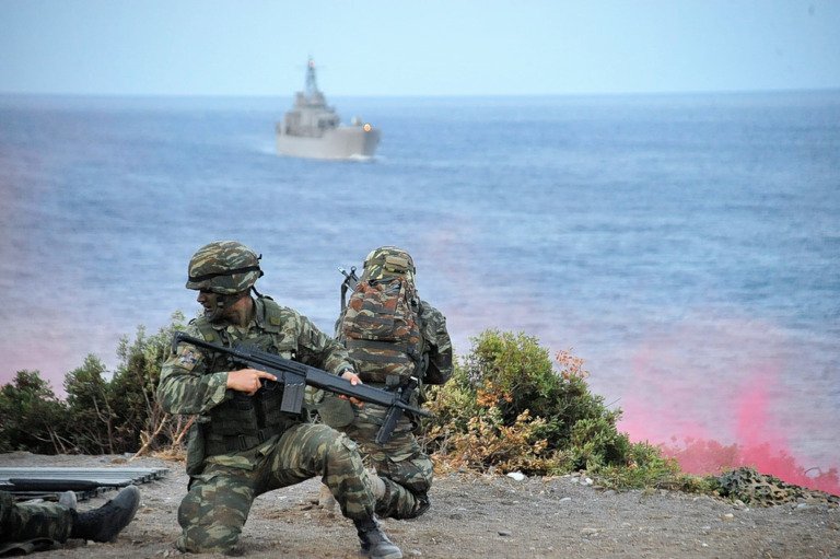 «Απάτη τα SMS περί χρήγησης φύλλων πορείας» λένε πηγές του ΓΕΣ – Έρευνα για την διακίνησή τους