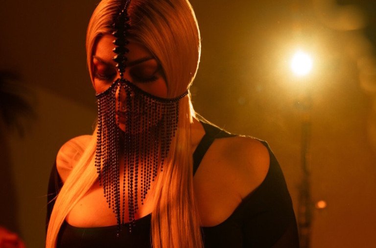 «Να μη σε δω ξανά»: Κυκλοφόρησε η επιτυχία της Johanna στο YouTube