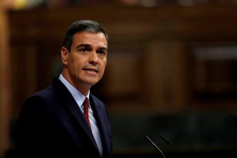 «Σεβαστείτε το διεθνές δίκαιο και τις εμπορικές συμφωνίες», η απάντηση της Ισπανίας στον Τραμπ