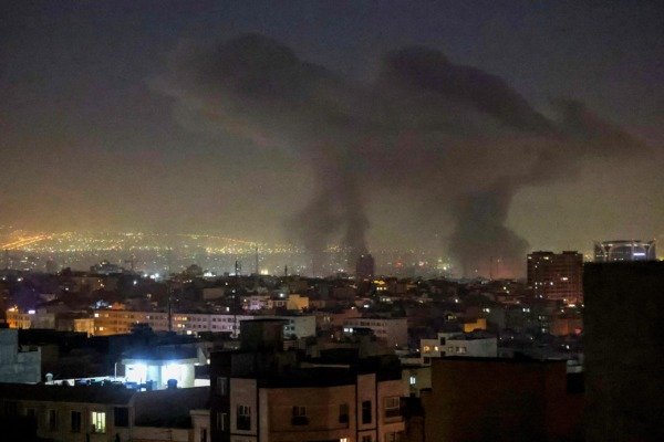 Το Ισραήλ υποστηρίζει ότι χτύπησε «μυστική» υπόγεια εγκατάσταση ανάπτυξης πυρηνικών όπλων στην Τεχεράνη