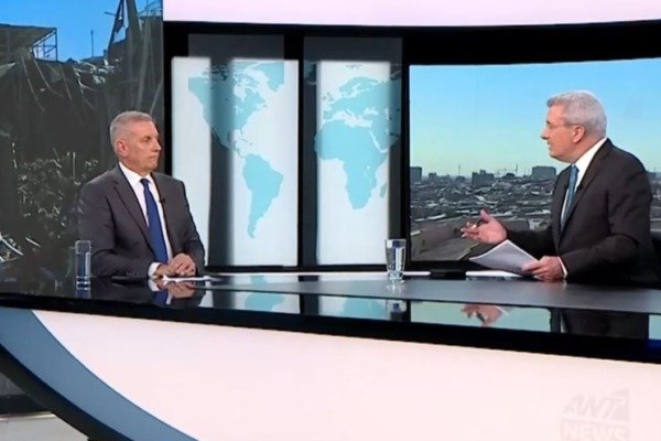 Κωνσταντίνος Φλώρος στον ΑΝΤ1: Ο ιστορικός του μέλλοντος θα δυσκολευτεί να μην χαρακτηρίσει αυτό που συμβαίνει Παγκόσμιο Πόλεμο