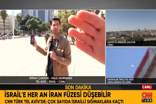 Ισραήλ: Αστυνομικοί συνέλαβαν on air δημοσιογράφο του CNN Türk (vid)