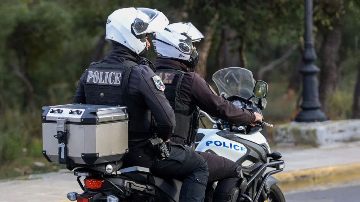 Shooting between Turks on Marathonos Avenue: Armed attack on a car driver