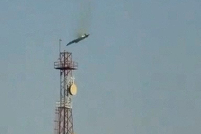 Μαχητικό αεροσκάφος του Κουβέιτ κατέρριψε τα 3 αμερικανικά F-15 – 11χρονη σκοτώθηκε από συντρίμμια