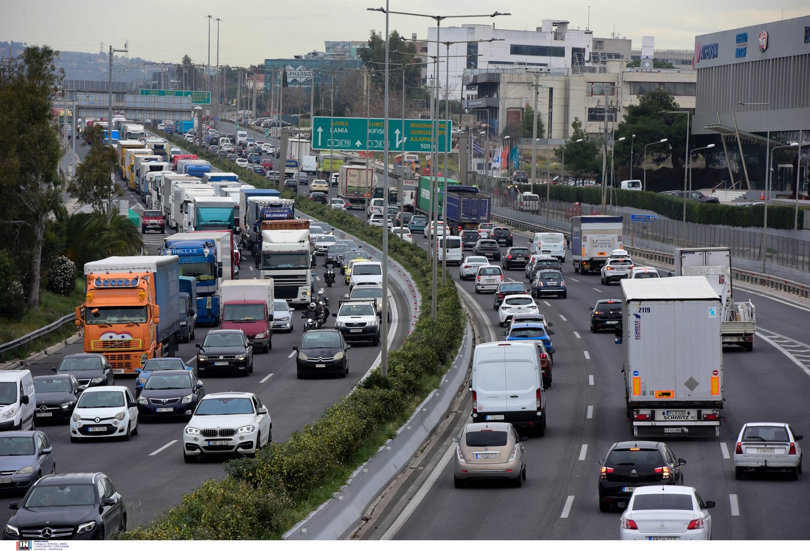 Κίνηση: Μποτιλιάρισμα σε Κηφισό και Κηφισίας – Πού αλλού υπάρχουν προβλήματα
