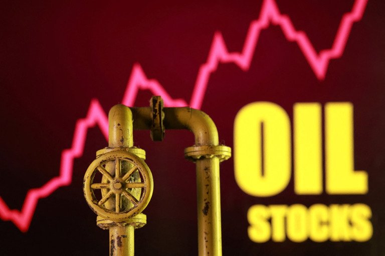 Άλμα στις τιμές του πετρελαίου: Το Brent αγγίζει τα 82,76 δολάρια εν μέσω κρίσης με το Ιράν