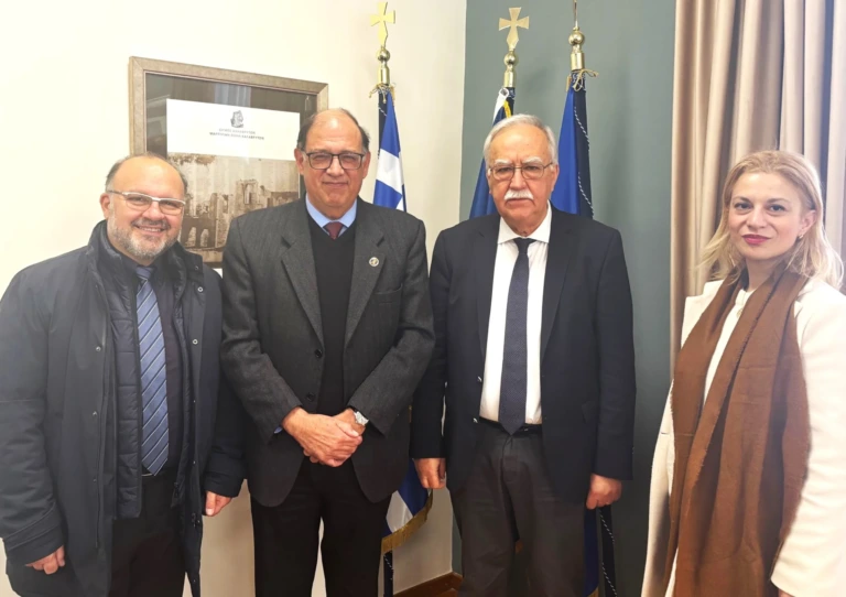 Στα Καλάβρυτα ο Πρέσβης του Μεξικού, συνάντηση με Παπαδόπουλο