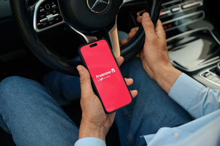 Freenow by Lyft: Ρεκόρ διαδρομών κατά τη διάρκεια του Πατρινού Καρναβαλιού 2026