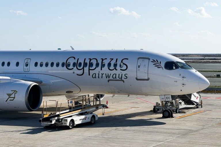 Κανονικά οι πτήσεις στη Λάρνακα: Διαψεύδονται οι φήμες για κλείσιμο του εναέριου χώρου