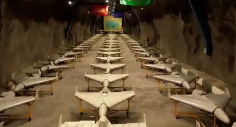 Ιράν: Τα βίντεο από την «υπόγεια πόλη πυραύλων» – Σειρές με drones και ρουκέτες