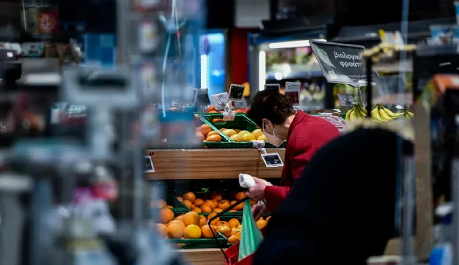 ΙΕΛΚΑ: Στο 1,38% ο πληθωρισμός στα σούπερ μάρκετ τον Φεβρουάριο – Ακριβότερα κρέας και φρούτα