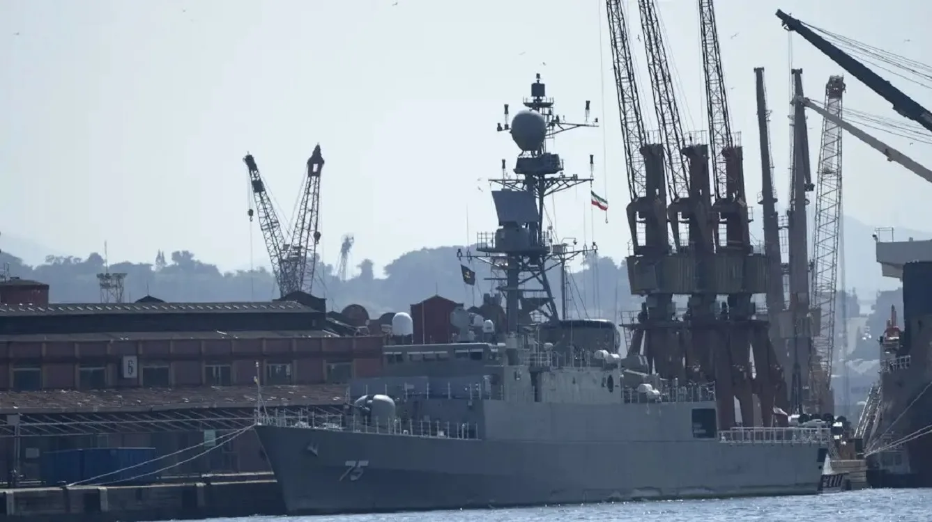 Σρι Λάνκα: Ανασύρθηκαν σοροί από την ιρανική φρεγάτα – Σε εξέλιξη επιχείρηση έρευνας και διάσωσης