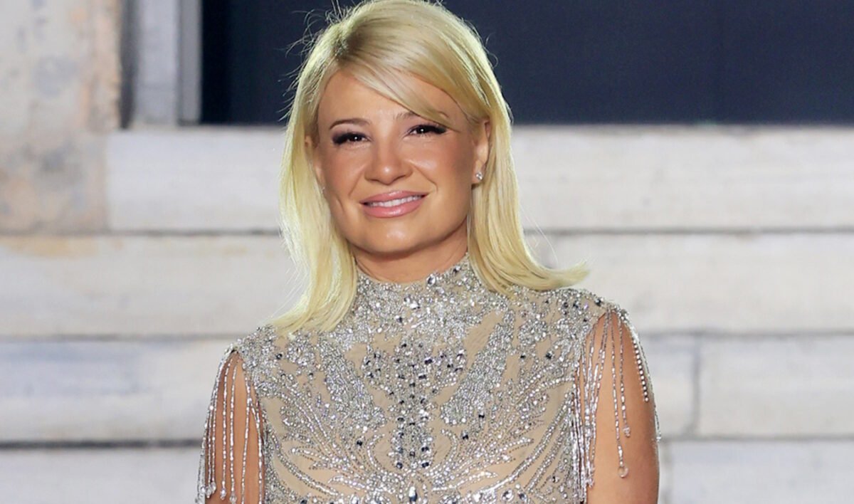 Η Φαίη Σκορδά επιβεβαίωσε για πρώτη φορά ότι παντρεύεται με τον σύντροφό της, Αλέξανδρο Αθανασιάδη