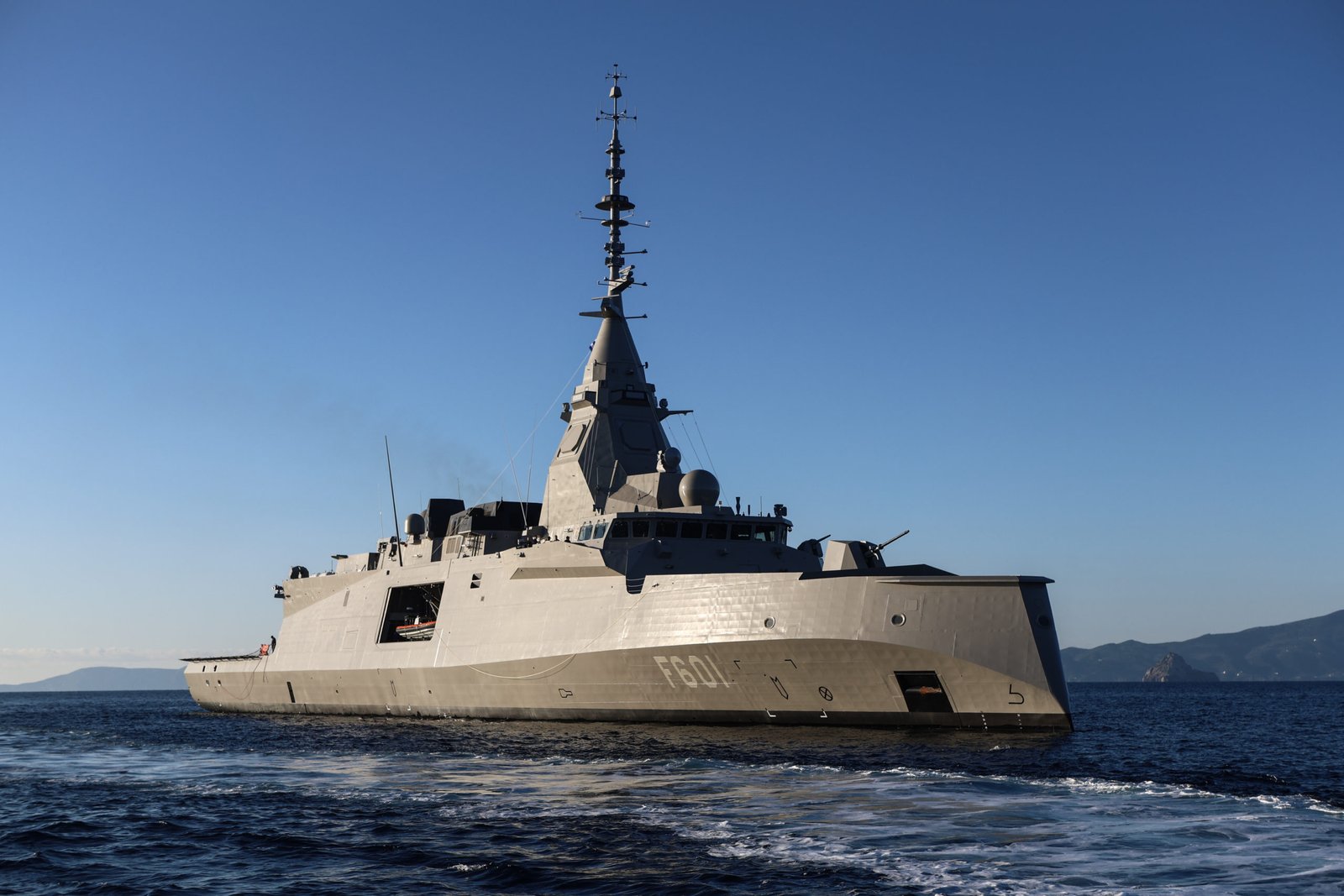 Δεσποτόπουλος στον Realfm 97,8: Εμείς δεν πάμε γυρεύοντας στην ιστορία του Ιράν