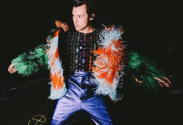 Ο Harry Styles μιλάει ανοιχτά για τη φήμη και την έμπνευση πίσω από το νέο του άλμπουμ