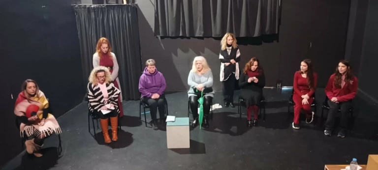 «Το Σπίτι της Μπερνάρντα Άλμπα» στις«Γραμμές Τέχνης»: Ένα έργο για την εξουσία, τη γυναικεία καταπίεση και την ανάγκη για ελευθερία