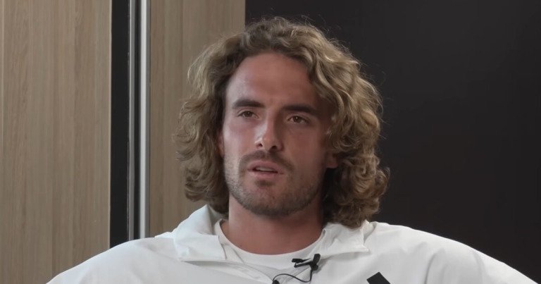 Στέφανος Τσιτσιπάς: Η εξομολόγηση για την «απόσταση» με τον πατέρα του – «Μας πλήγωσε ότι μια περίοδο δεν βρισκόμασταν στο ίδιο μήκος κύματος»