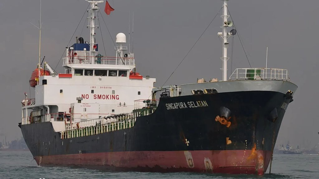 Περσικός Κόλπος: Από τα 325 εγκλωβισμένα ελληνόκτητα πλοία τα 13 έχουν πρόβλημα – Πόσο πιθανή είναι η αποζημίωσή τους