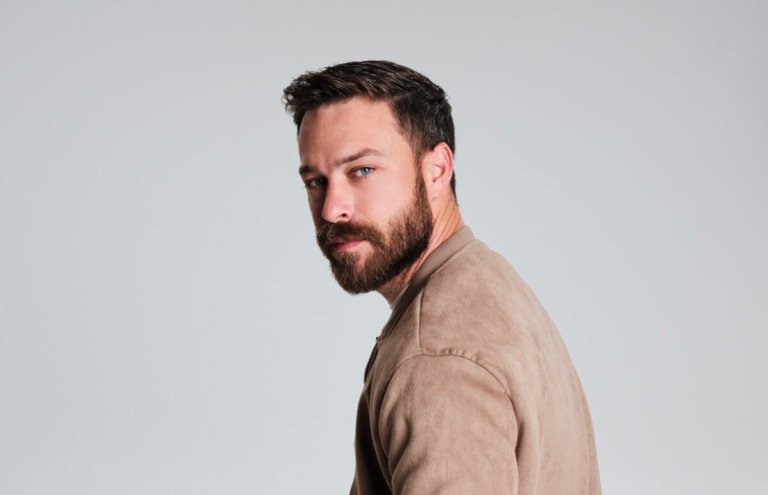 Ο Στέφανος Μιχαήλ συγκινήθηκε μιλώντας για την Κύπρο: Πρώτη φορά μετά το 1974 νιώθουμε την Ελλάδα στο πλευρό μας