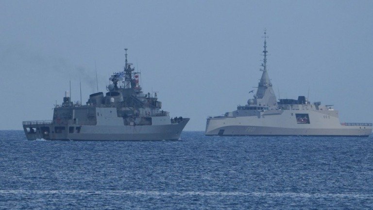 Βίντεο από τη φρεγάτα «Κίμων» στο λιμάνι της Λεμεσού για ανεφοδιασμό