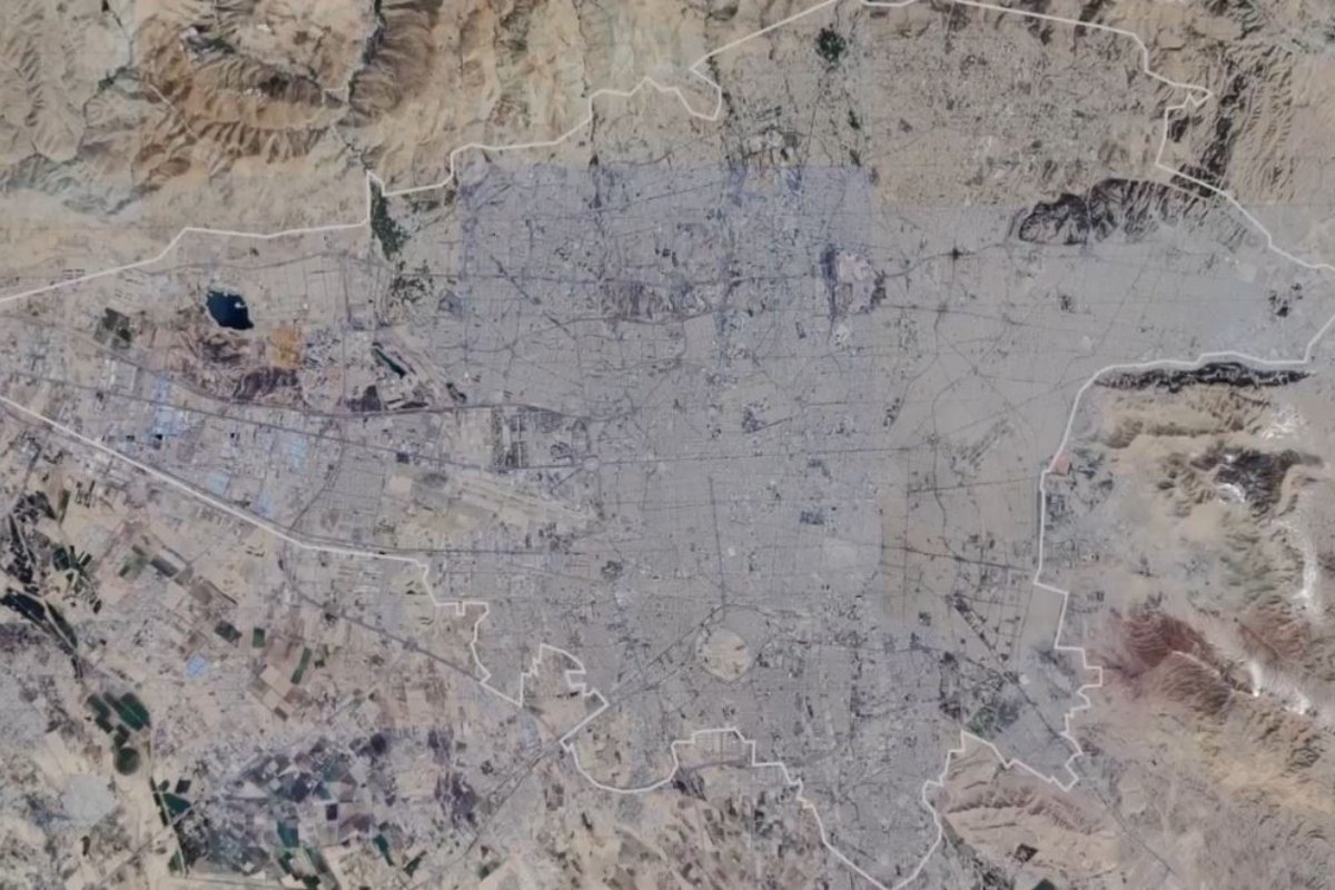 IDF: Μεγάλη επιχείρηση με πάνω από 100 μαχητικά στην Τεχεράνη – 250 βόμβες έπληξαν στρατιωτική εγκατάσταση του Ιράν