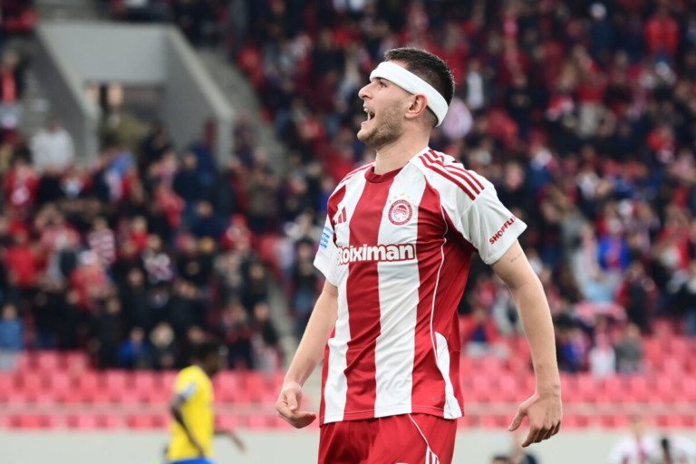 Πιρόλα: «Θα επέλεγα τον Ολυμπιακό άλλες χίλιες φορές, είναι ο μεγαλύτερος σύλλογος στην Ελλάδα»