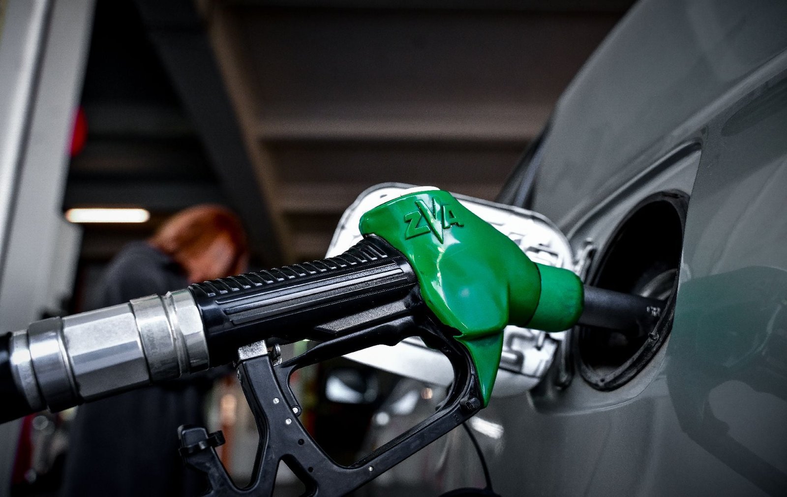 Συνεχίζονται οι συνεχείς έλεγχοι στην αγορά καυσίμων