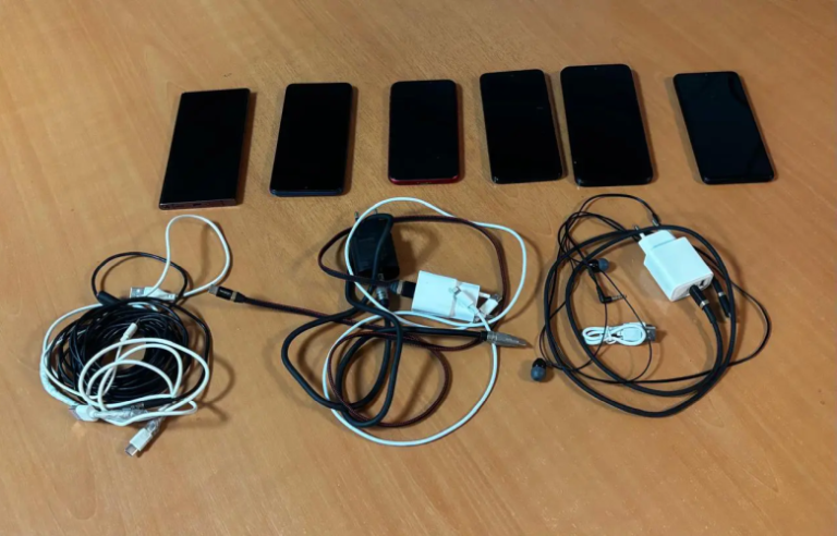 «Ξετρύπωσε» 6 κινητά τηλέφωνα η έρευνα στις φυλακές Κομοτηνής