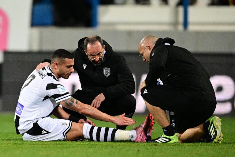 Αναγκαστική αλλαγή ο Γιακουμάκης – Ανησυχία στον ΠΑΟΚ ενόψει Ολυμπιακού (vid)