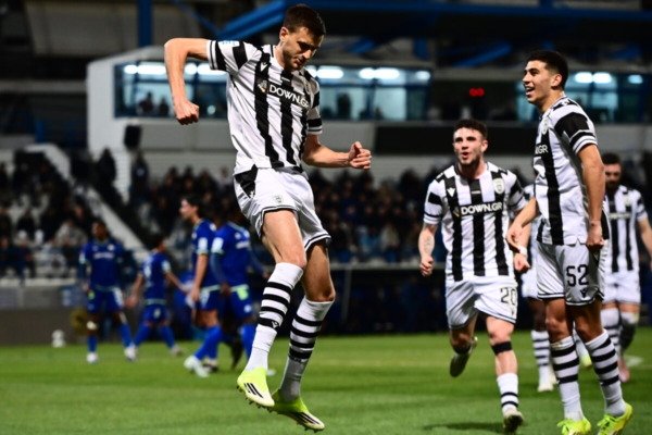 Κηφισιά – ΠΑΟΚ 1-4: Πάτησε κορυφή ο «δικέφαλος» με τα πέναλτι του Γερεμέγεφ και δύο γκολ στο φινάλε