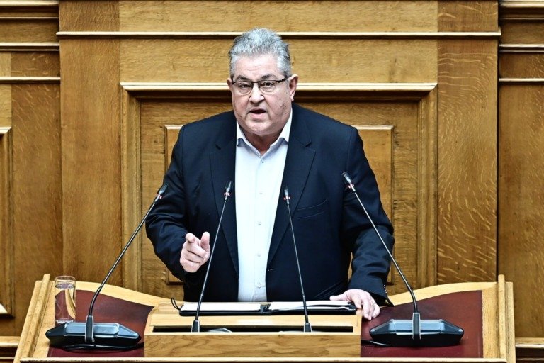 Δ. Κουτσούμπας: 2 drones είχαν στόχο τη Σούδα