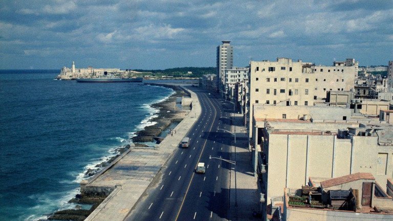 Η κυβέρνηση του Ισημερινού απέλασε τον πρέσβη της Κούβας στο Κίτο