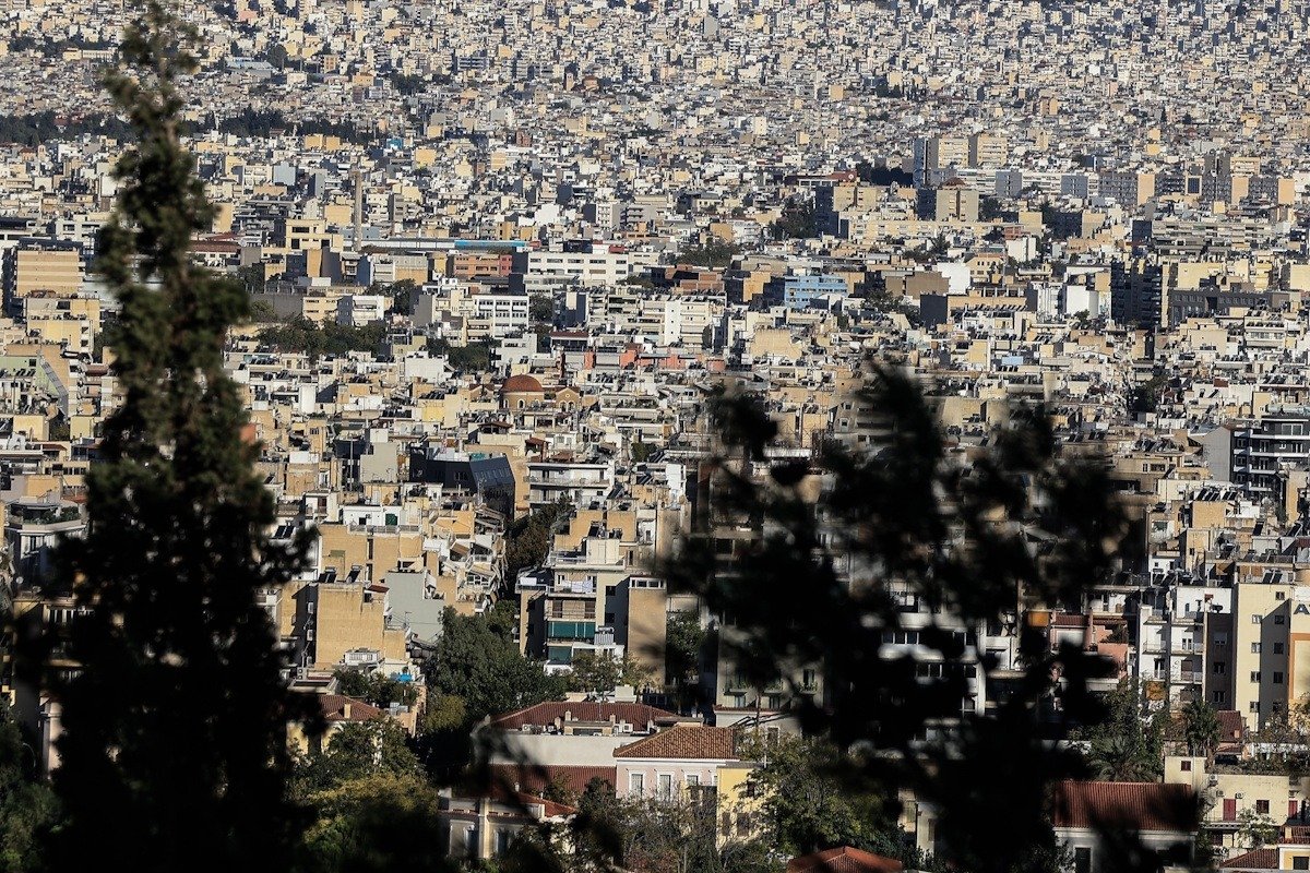 Ακίνητα: Πτώση στα έσοδα από μεταβιβάσεις – Άνοδος σε γονικές παροχές και κληρονομιές