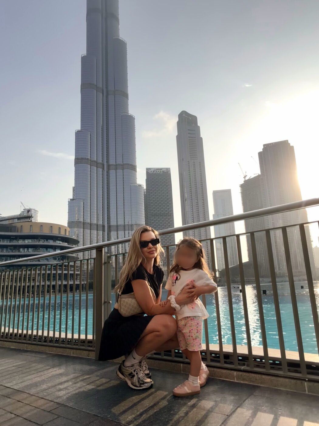 Πωλίνα Νιάρχου: Αποκλεισμένη στο Άμπου Ντάμπι η κουμπάρα της Κατερίνας Καινούργιου – Τι αποκαλύπτει στο TLIFE