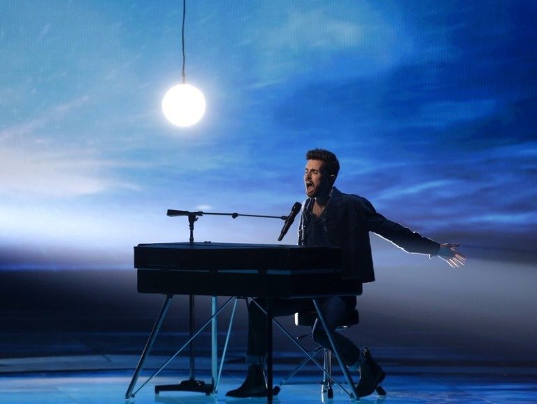 5+1 τραγούδια που έγιναν hits και δεν ήξερες ότι είναι από την Eurovision