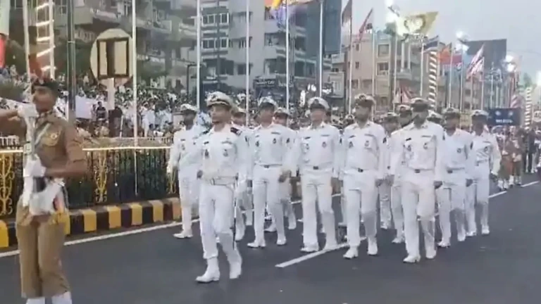 Λίγο πριν από τη βύθιση: Το τελευταίο βίντεο των Ιρανών ναυτών στη φρεγάτα Iris Dena